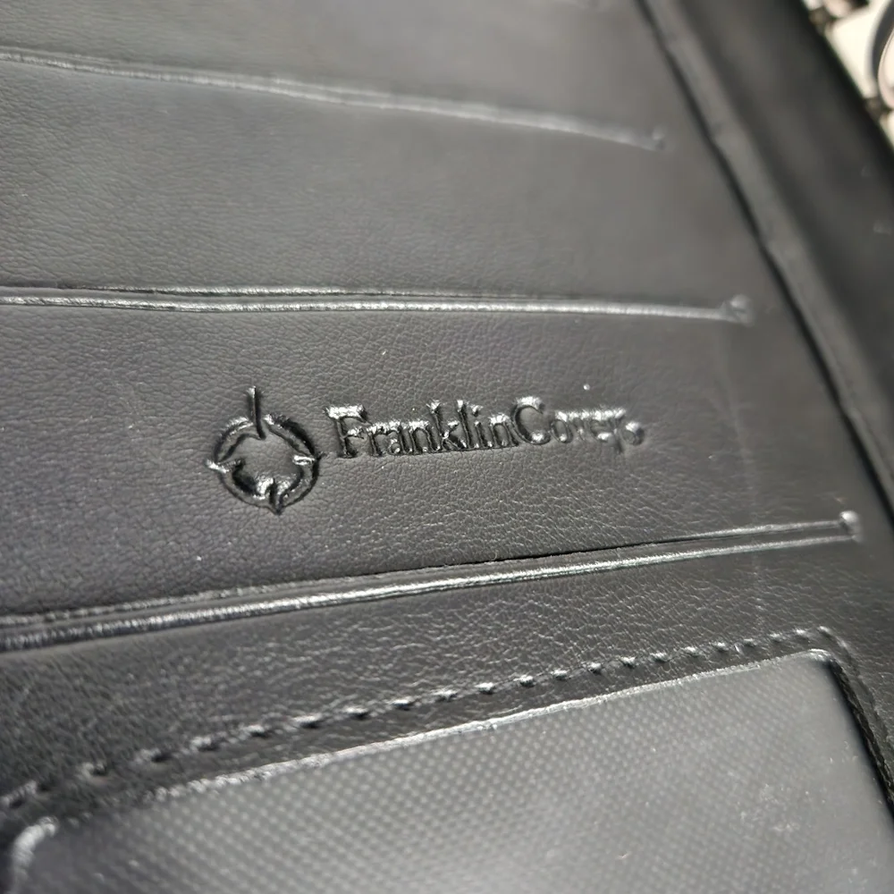 Franklin Covey Black Classic Zip Rings Planner